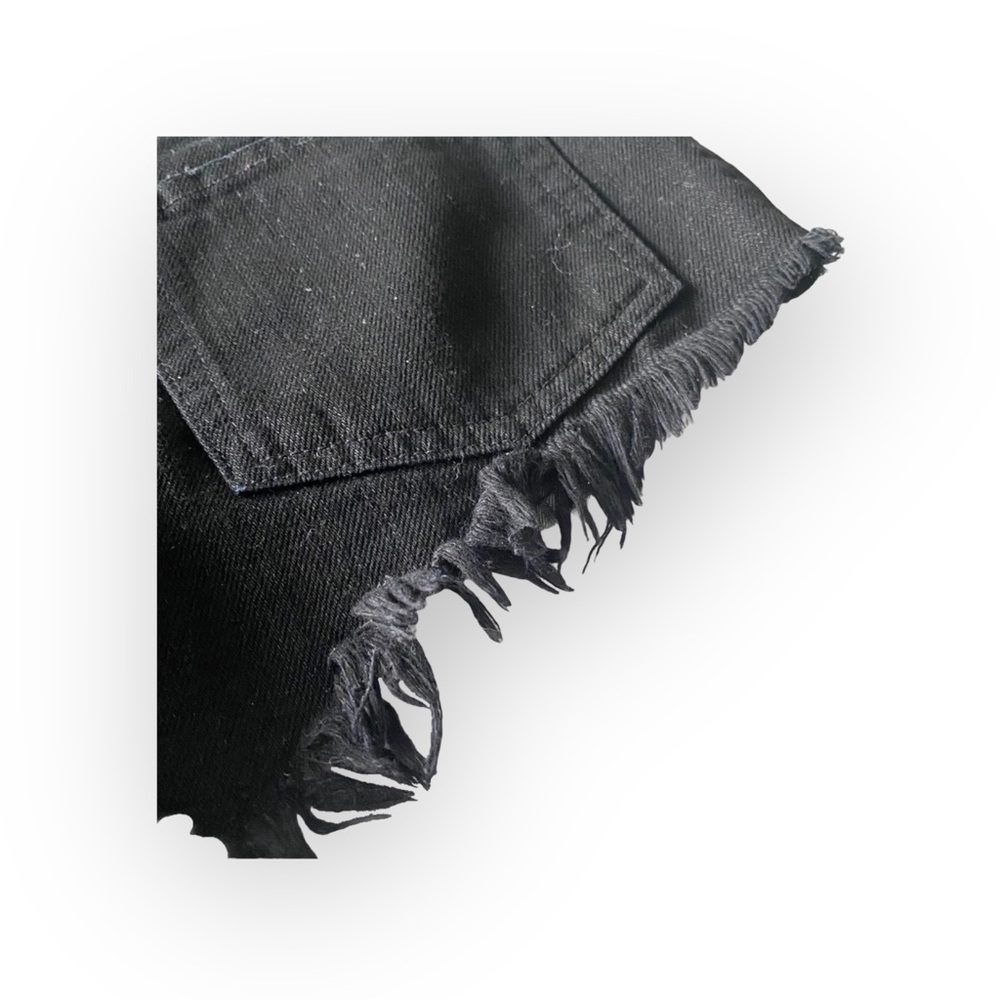 new LF Carmar ❉ Daisy Embroidery Embellished Cut Off Frayed Denim Shorts ❉ Black - Picture 9 of 16